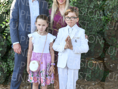 Holy-Communion_0313