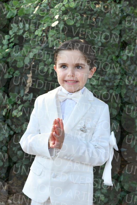 Holy-Communion_0497