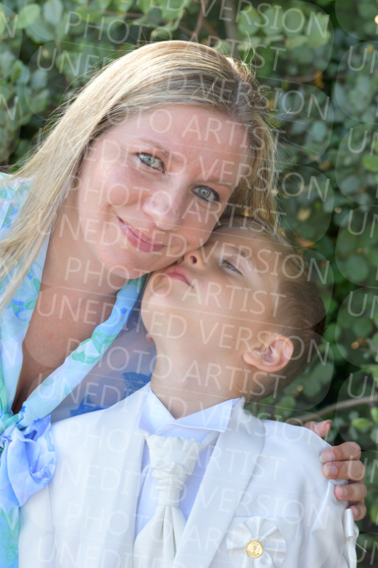 Holy-Communion_0604-1