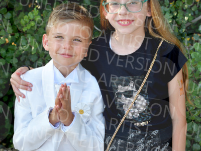 Holy-Communion_0610-1