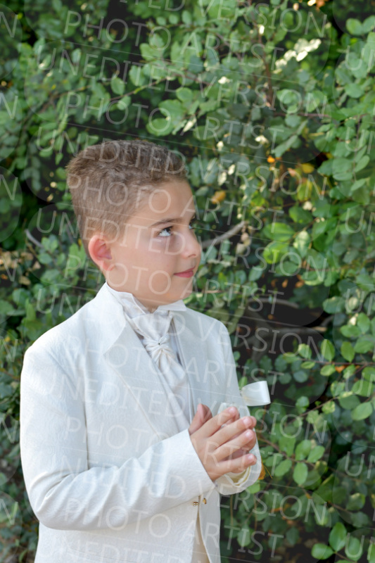Holy-Communion_0619-1