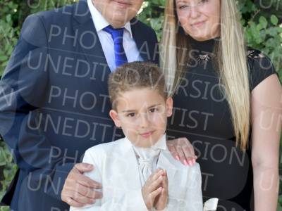 Holy-Communion_0626-1