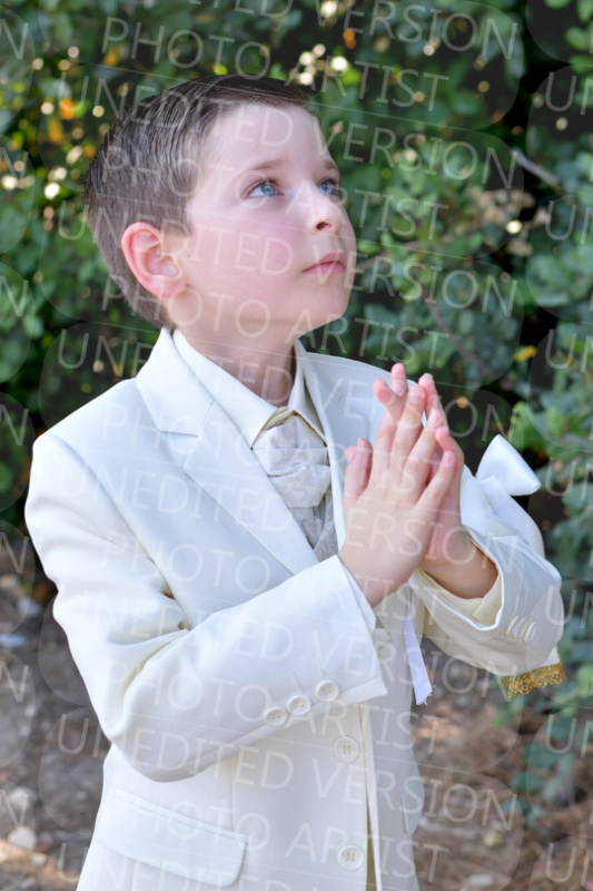 Holy-Communion_0707-1