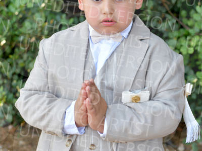 Holy-Communion_0817-1