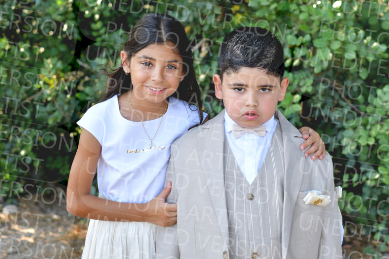 Holy-Communion_0820-1