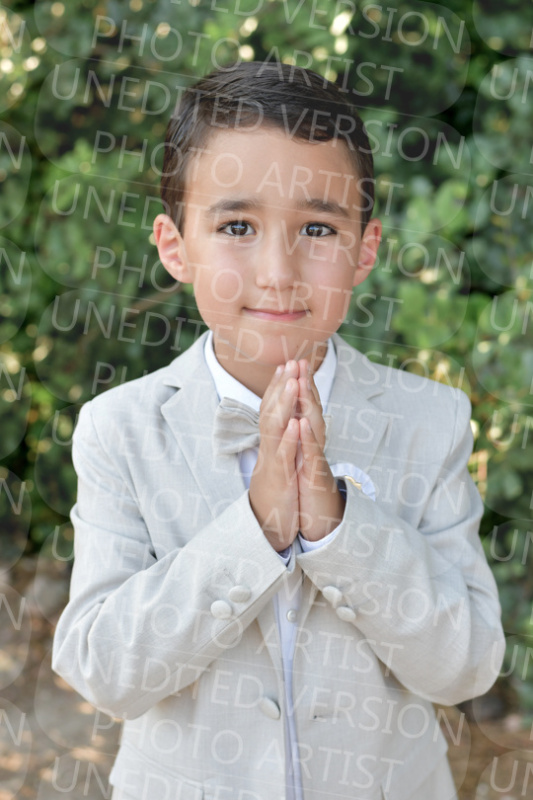 Holy-Communion_0830-1