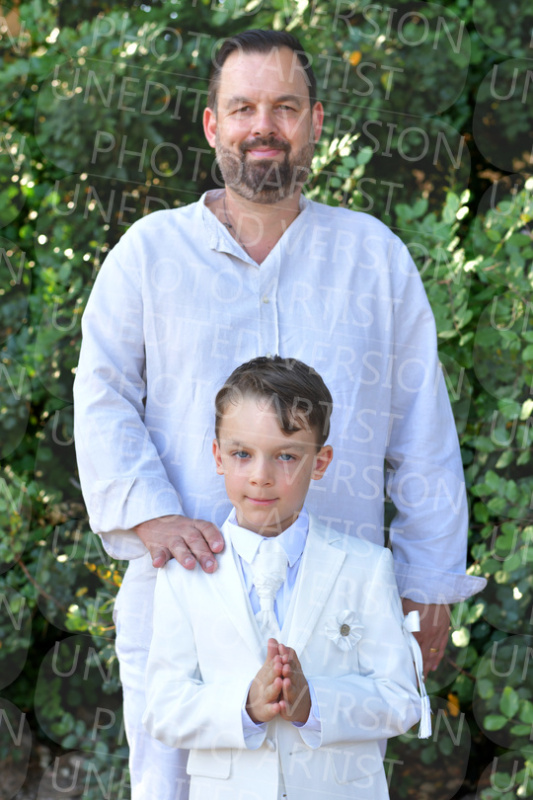 Holy-Communion_0839-1