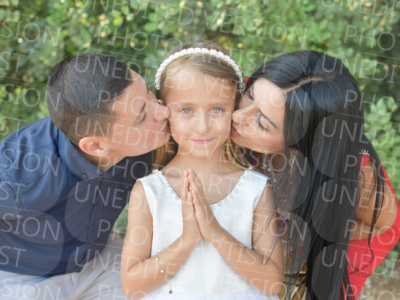 Holy-Communion_0855-1