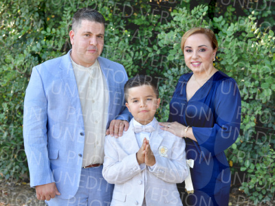 Holy-Communion_0898-1