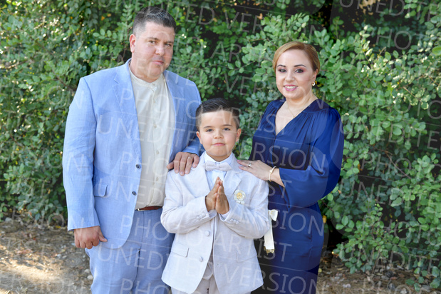 Holy-Communion_0900-1