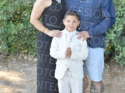 Holy-Communion_0909-1
