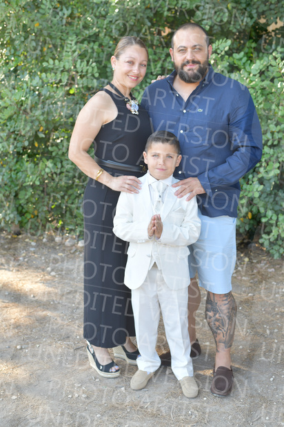 Holy-Communion_0909-1
