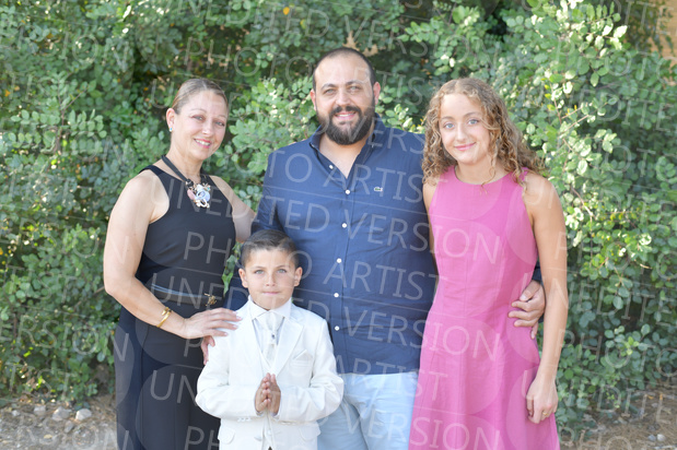 Holy-Communion_0915-1