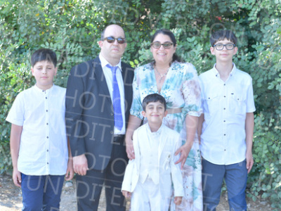 Holy-Communion_0996-1