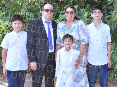 Holy-Communion_0998-1