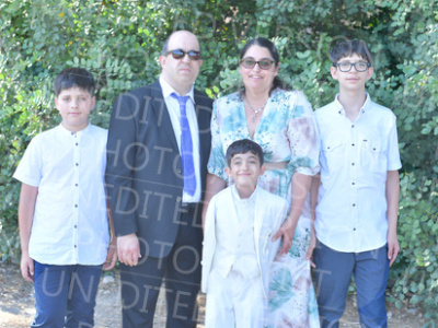 Holy-Communion_0999-1