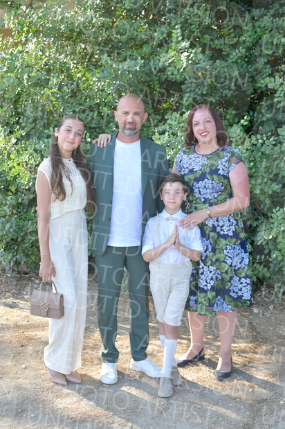 Holy-Communion_1023-1