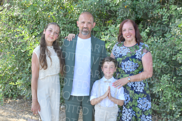 Holy-Communion_1024