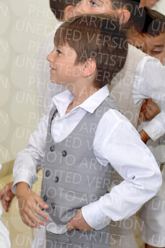Holy-Communion_1050