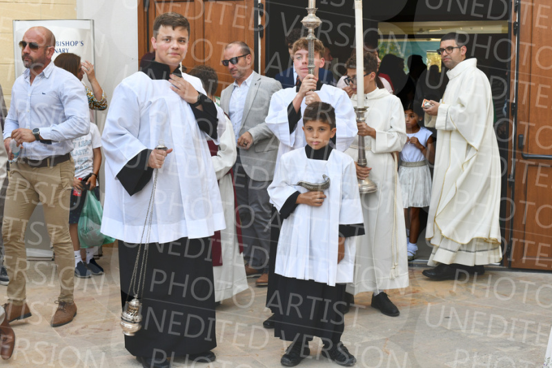 Holy-Communion_1065-1