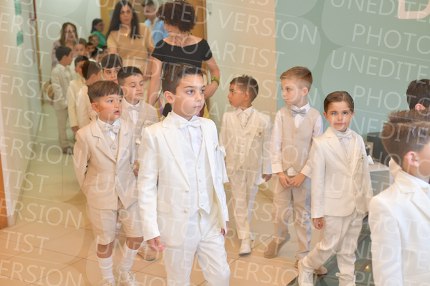Holy-Communion_1073