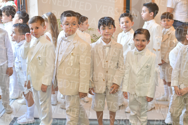 Holy-Communion_1099-1