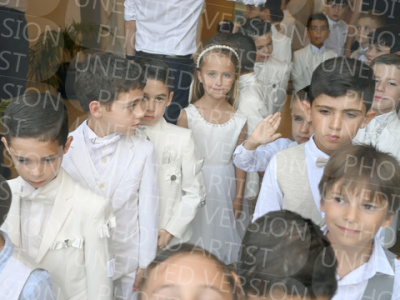 Holy-Communion_1105-1