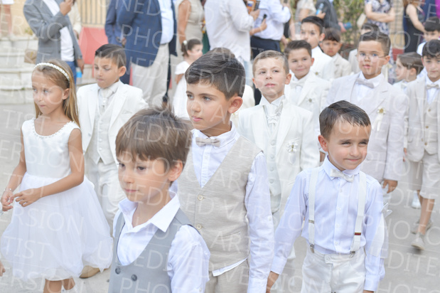 Holy-Communion_1142-1