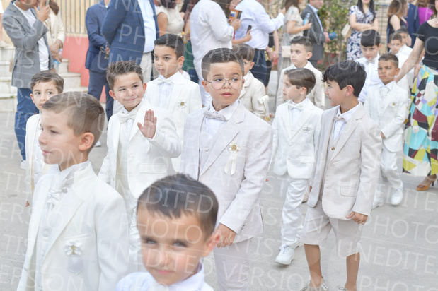 Holy-Communion_1143-1