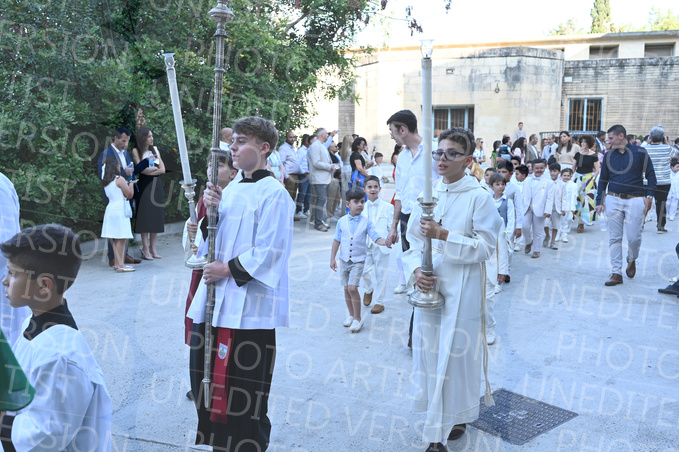 Holy-Communion_1147