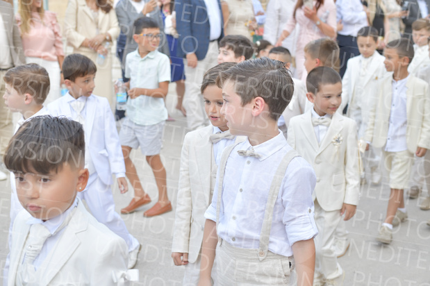 Holy-Communion_1152