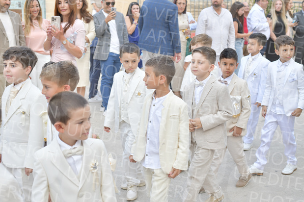 Holy-Communion_1155-1