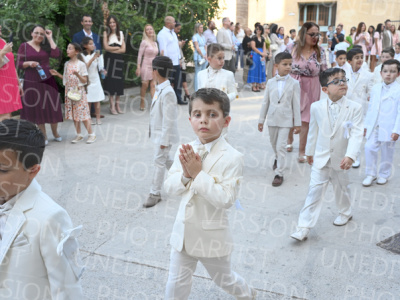 Holy-Communion_1170-1