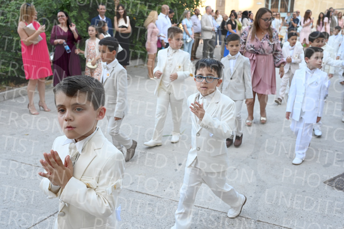 Holy-Communion_1171