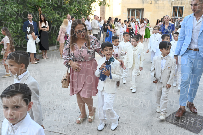 Holy-Communion_1174-1