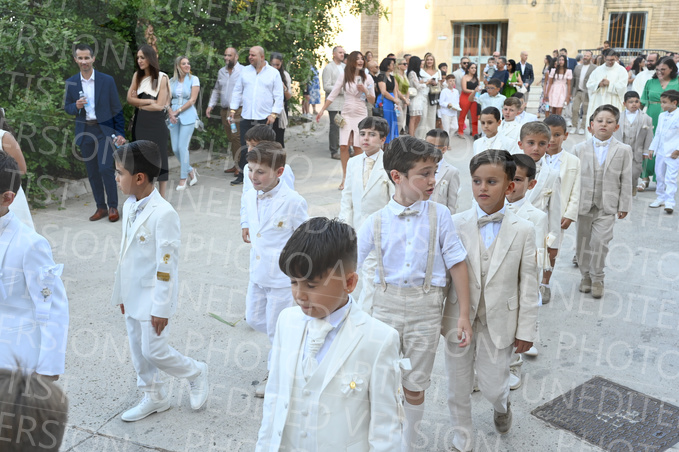 Holy-Communion_1183-1