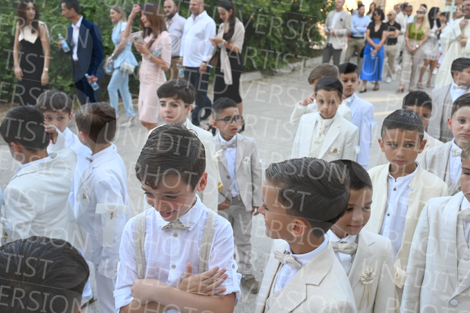 Holy-Communion_1190-1