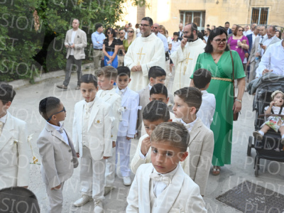Holy-Communion_1193