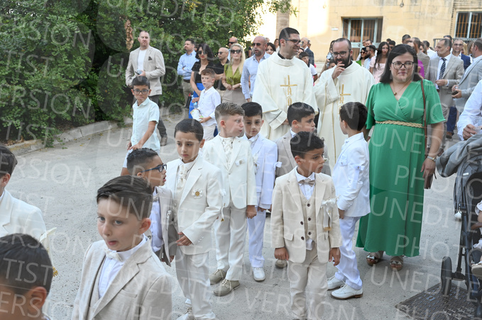 Holy-Communion_1196-1