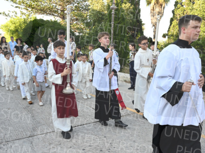 Holy-Communion_1230-1