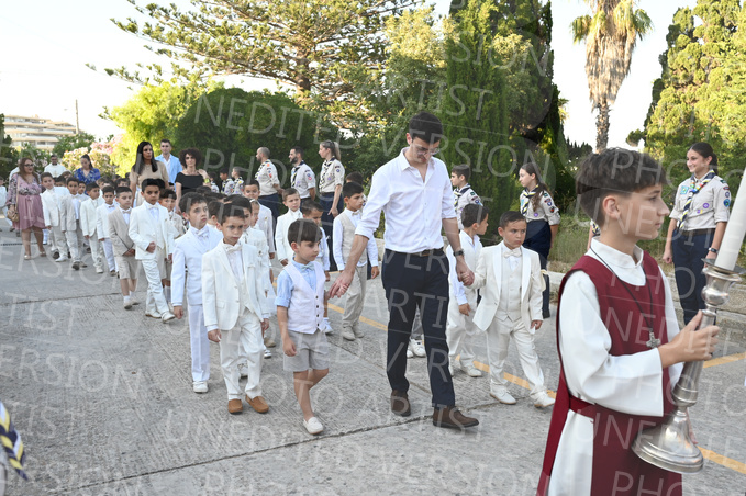 Holy-Communion_1232-1