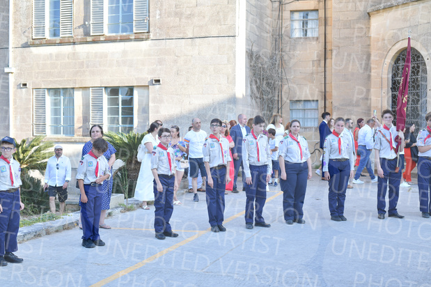 Holy-Communion_1234-1