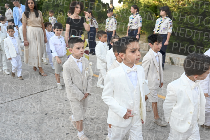 Holy-Communion_1252-1