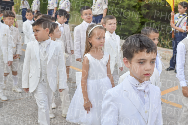 Holy-Communion_1254