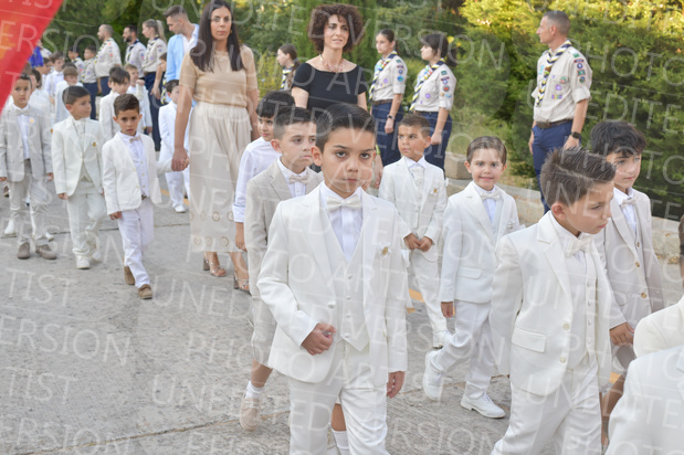 Holy-Communion_1259-1