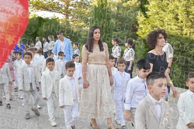 Holy-Communion_1265