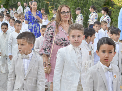 Holy-Communion_1277-1