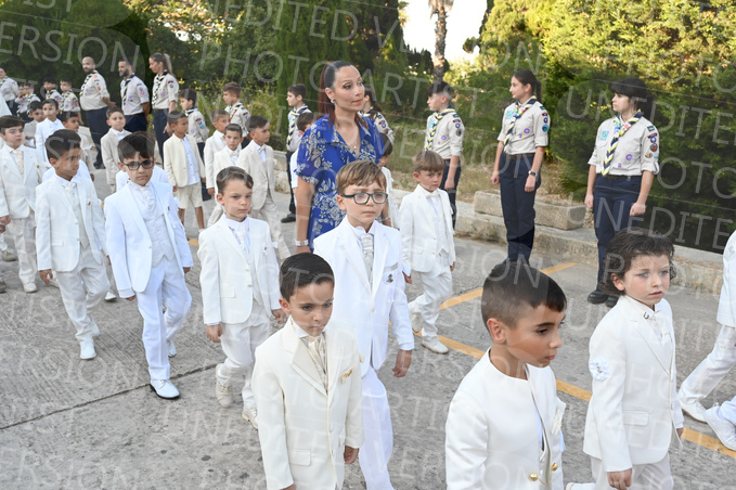 Holy-Communion_1280
