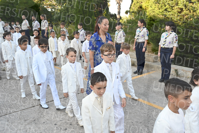 Holy-Communion_1281-1