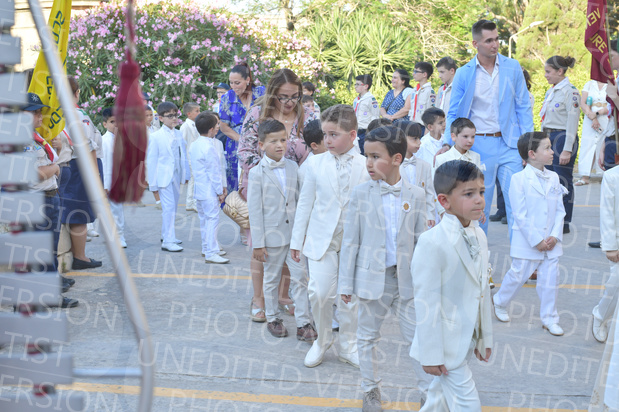 Holy-Communion_1295-1